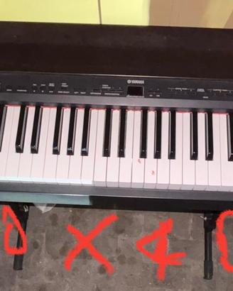 Pianoforte digitale Yamaha P-140