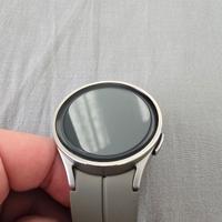 Samsung Galaxy Watch 5 Pro pari al nuovo