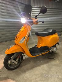Vespa s sprint 150