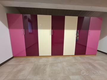 Armadio sottotetto di falegnameria 7 ante laccato