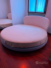 Letto matrimoniale rotondo in eco pelle bianco