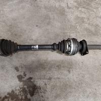 Semiasse dx VOLKSWAGEN CARAVELLE T4 2461cc 1996