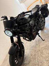 XSR700