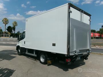 Iveco Daily 35C16 3000 160CV E6D FRIGO+PEDANA CARI
