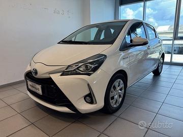 Toyota Yaris 1.5 Hybrid 5 porte Business