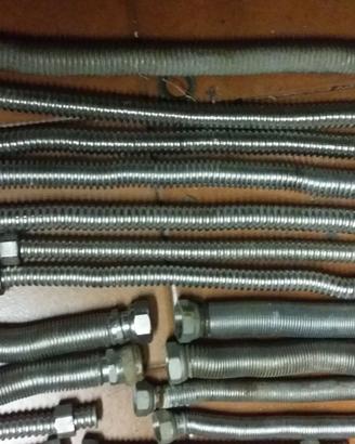 Flessibili in acciaio inox vari tipi 