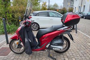 Honda Sh 125 Colore rosso