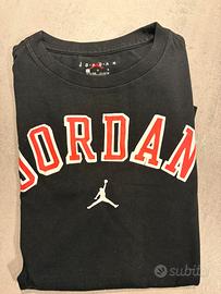 T-shirt Jordan taglia L