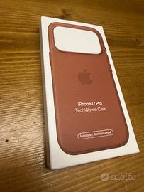 TechWoven case 17 Pro marrone custodia iphone