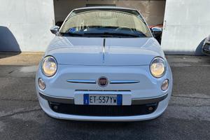 FIAT 500 1,2 BENZINA CAMBIO AUTOMATICO NEOPATENTAT