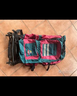 Zaino trekking vintage con struttura in alluminio