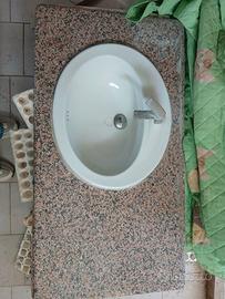 Lastra di granito rosa per bagno