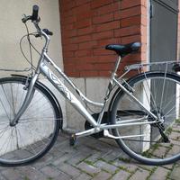 bici Town 28 alluminio con  cambio 2 portapacchi 