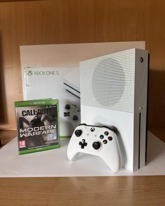 XBOX ONE-S 1TB COME NUOVO