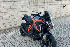 KTM 1290 super duke gt 2019 accessoriata