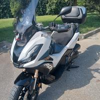  Honda Adv 350
