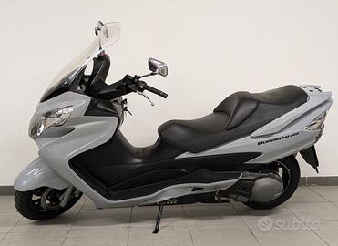 Suzuki Burgman 400 AN 400