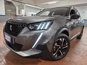 Peugeot 2008 PureTech 130 S&S EAT8 Allure