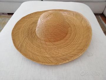 Cappello in vimini vintage