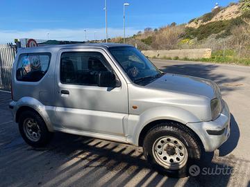 SUZUKI  JIMNY  4X4