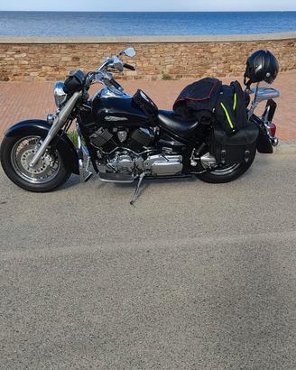 yamaha xvs 1100 del 2005 km 37.000 € 4.000,00