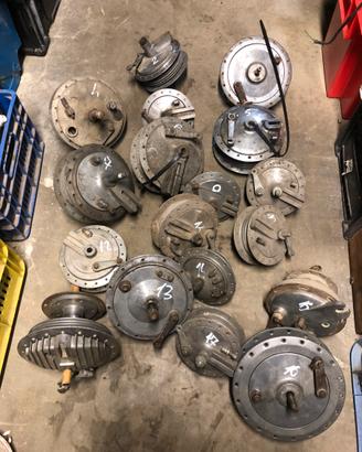 Mozzo anteriore moto