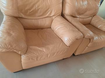 2 poltrone Divani&Divani by Natuzzi