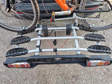 Porta bici da gancio traino