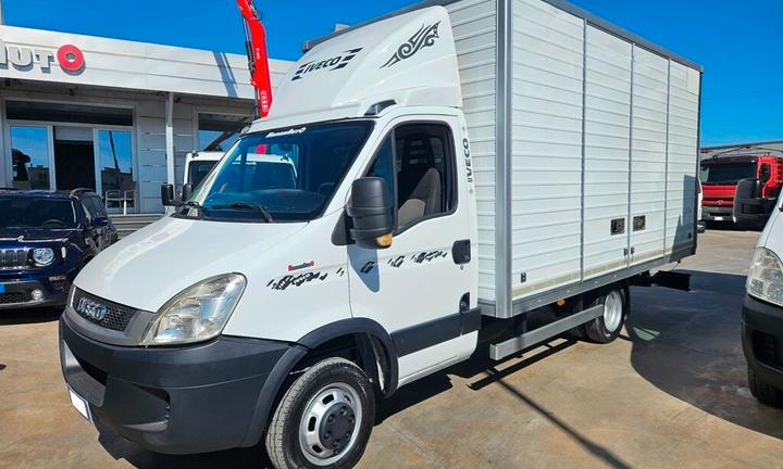IVECO DAILY 3.0 180cv. CASSA IN ALLUMINIO E PEDANA