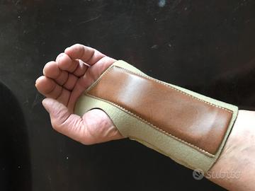 Tutore polso sinistro