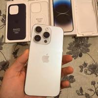 iphone 14 pro batteria 100%