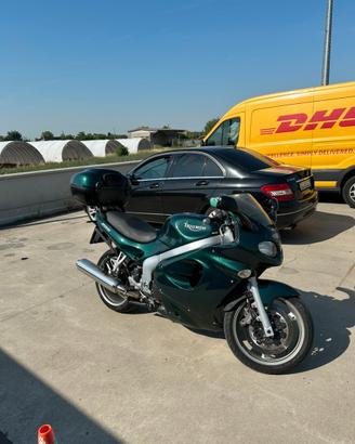 Triumph sprint 955 rs
