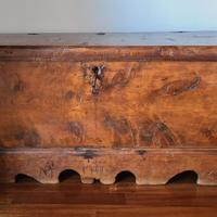 Cassa panca antica anno 1670
