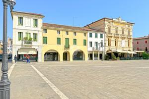 PALAZZO A CITTADELLA