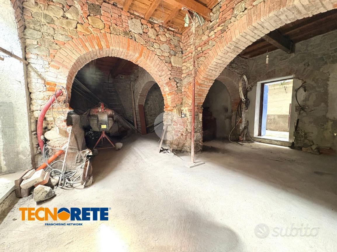 3 LOCALI A LA SPEZIA - Vista 6