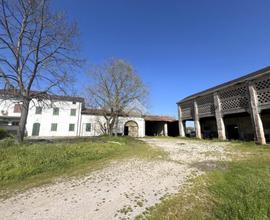 CASA SEMINDIPENDENTE A MARCARIA