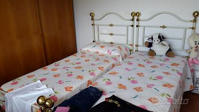 Coppia letti singoli in ottone Anna Nora