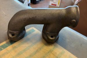 Collettore scarico Fiat Hitachi Ex135 4822134