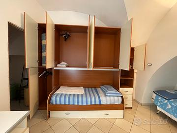 Camera da letto singola a ponte