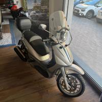 Piaggio Beverly 500