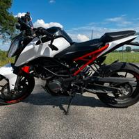 Ktm duke 125