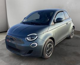 FIAT 500 Giorgio Armani Collector's Edition