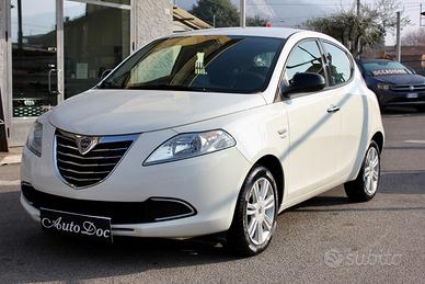 Lancia Ypsilon 1.2 69 CV 5 porte Gold SENSORI APP.