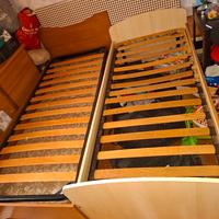 lettino singoli + materassi + armadio 