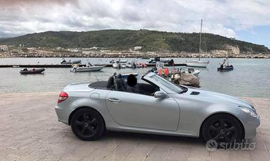 Mercedes SLK versione AMG tenuta benissimo