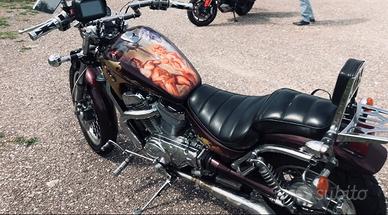 Suzuki intruder 750