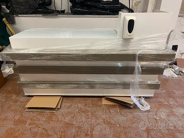 Bancone reception/banco cassa  in VETRO com LED