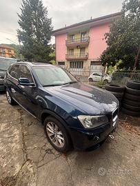 Bmw x3 con motore bloccato