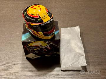 Casco Lewis Hamilton 1:2 2017