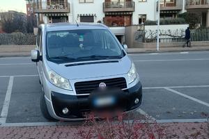 FIAT SCUDO PANORAMA 9 POSTI 2014 
